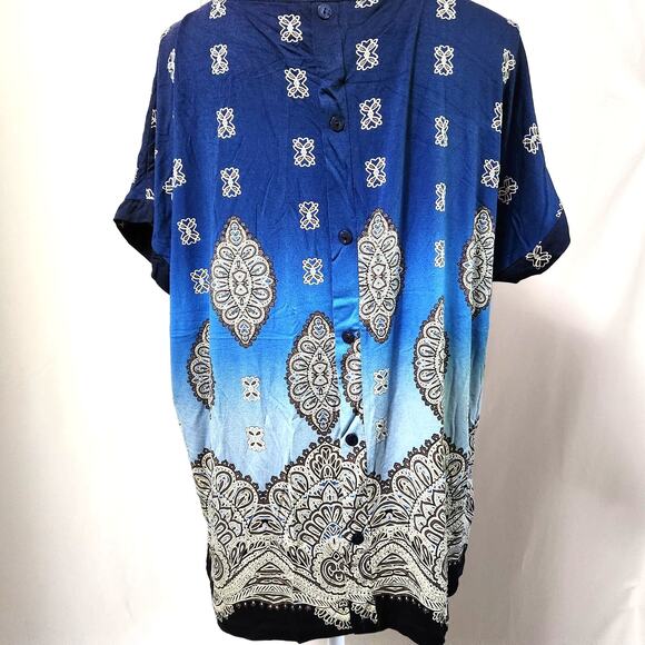 Chico's Exotic Ornaments Adelina Top Size 3 (XL) Ombre Colors Stretch Pullover - Picture 6 of 13